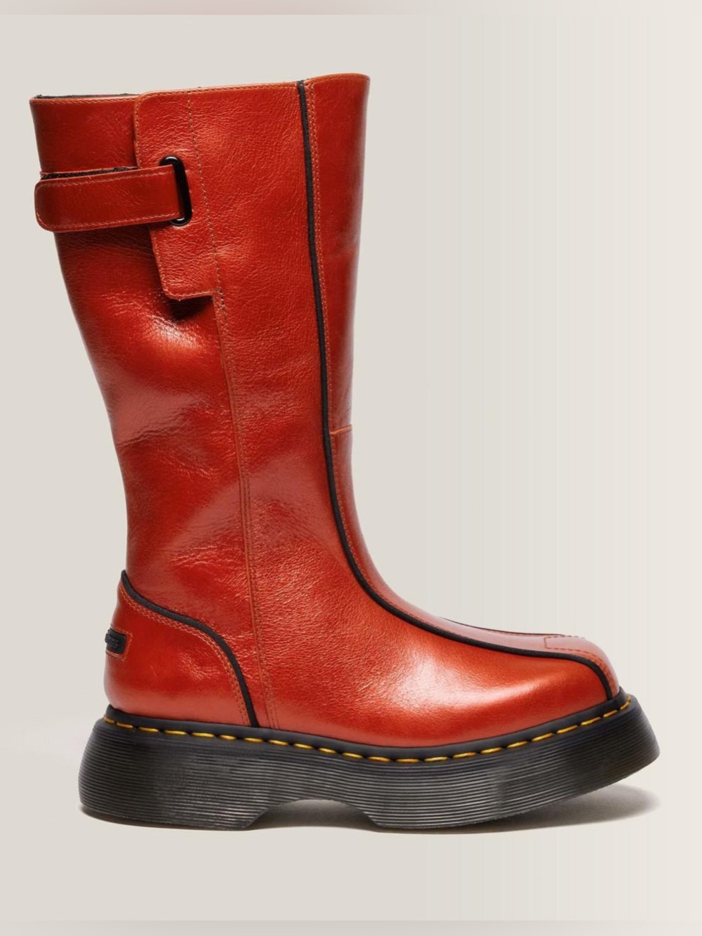Dr. Martens BUZZ HI boots
